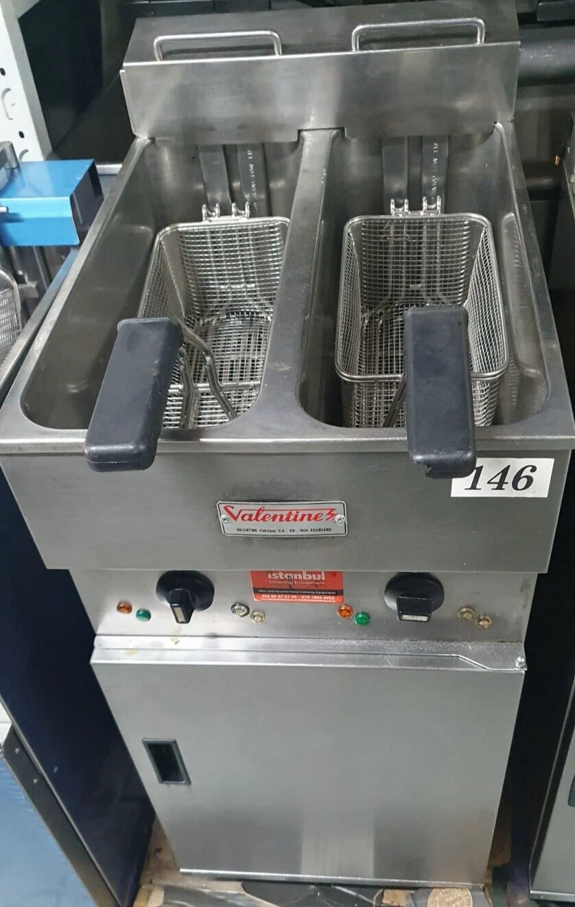 Valentine Electric Fryer V2200T - 2 Tank 2 Basket 3 Phase 23.6kw Serviced Turbo