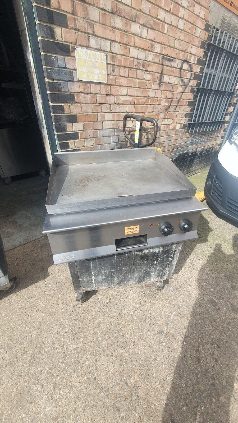 Lincat Countertop Electric Griddle 80cm 3 phase 20 amp 7.6kw
