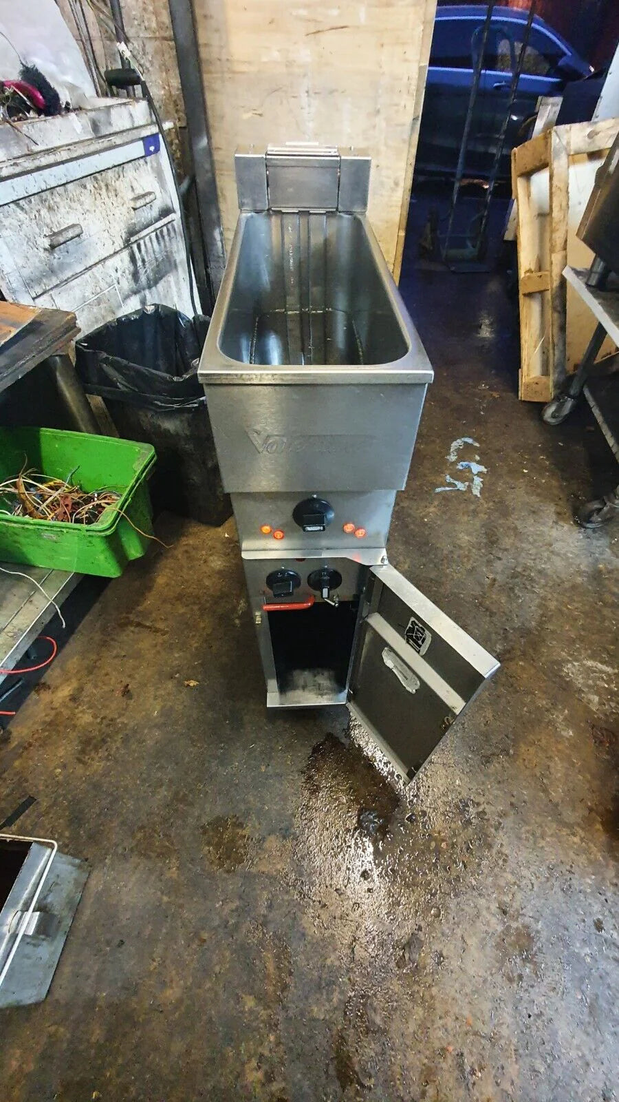 Valentine V200 Electric Fryer Single Basket,single Phase Fully working Serviced