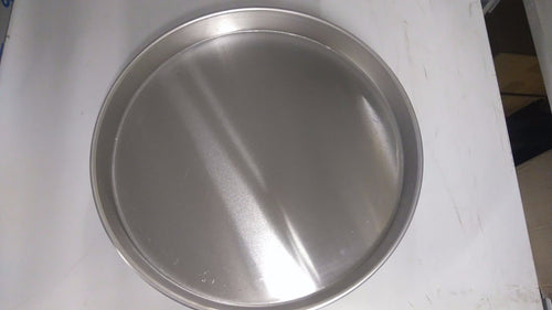 10x9" and 11" Aluminium Pizza Pans - Set of 10 for Deep Pan Pizza, showing the design and depth for perfect crusts with aluminium pizza pans.