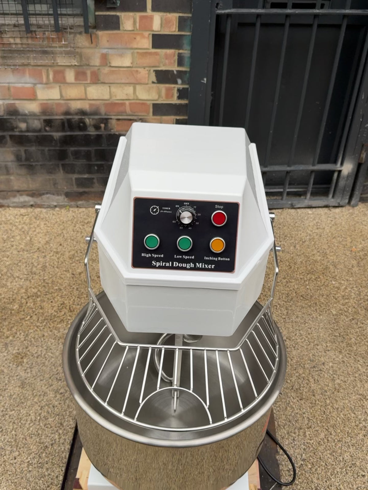 40 L Commercial Spiral Dough Mixer – 40 Litre Capacity For Bakeries, Pizzerias & Catering