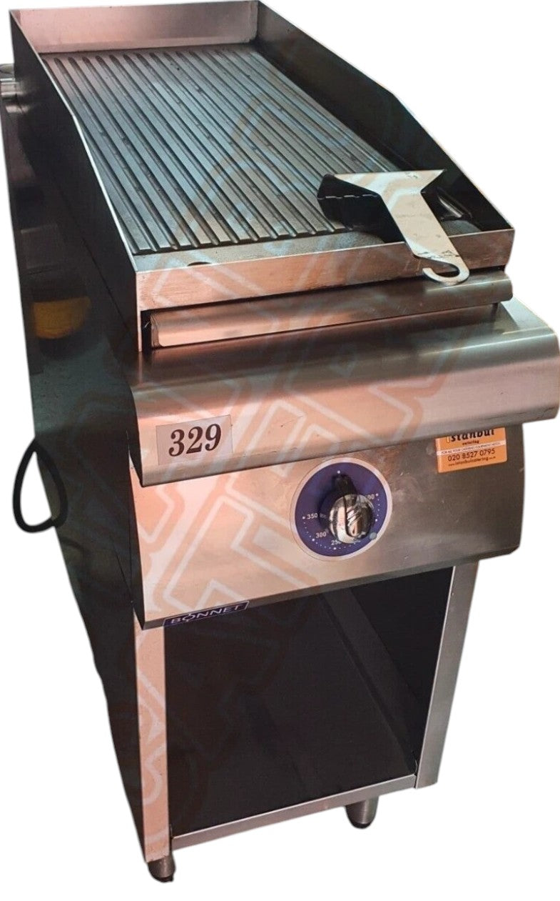 Bonnet Ribbed Griddle - 3 Phase, 400V, 5.4kW - Perfect For Commercial Cooking