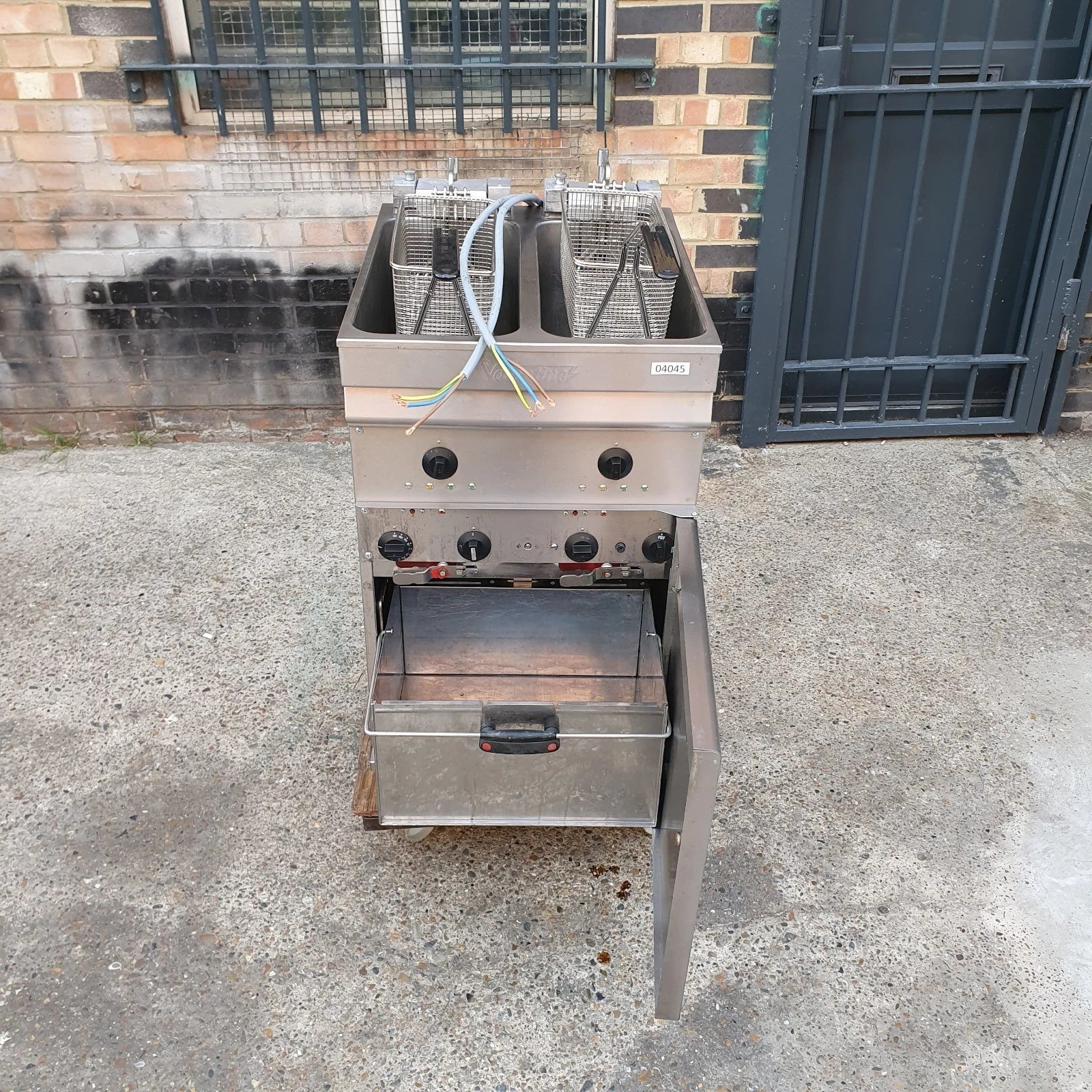 Valentine Electric Fryer Evo 2525 Single Phase Twin Tank