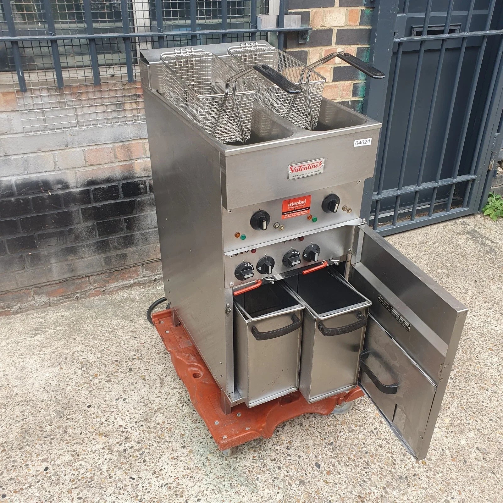 Valentine Fryer V2200T-Three Phase Turbo 23 KW Electric Chips Fryer-Refubished