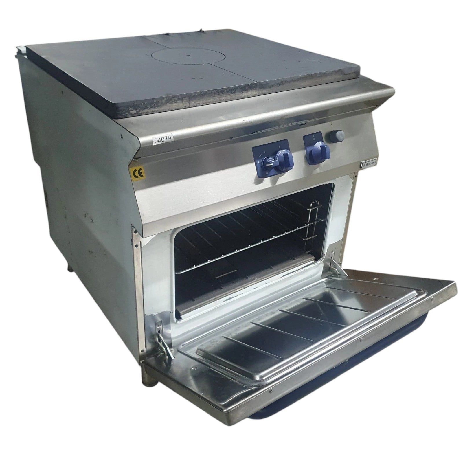 ELECTROLUX GAS SOLID TOP RANGE WITH OVEN NATURAL GAS UNUSEDT