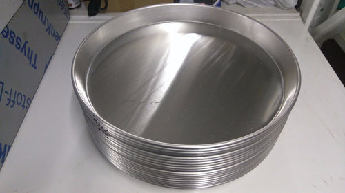 Quality made 5 X 11" Aluminium Pizza Pans 1.5" for deep pan pizza, ideal for crispy crusts.